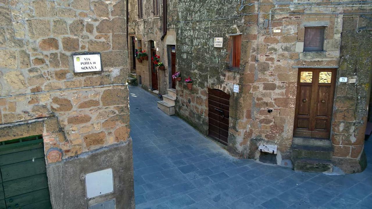 La Loggia Del Capitano - Rione Capisotto Apartment Pitigliano Exterior foto