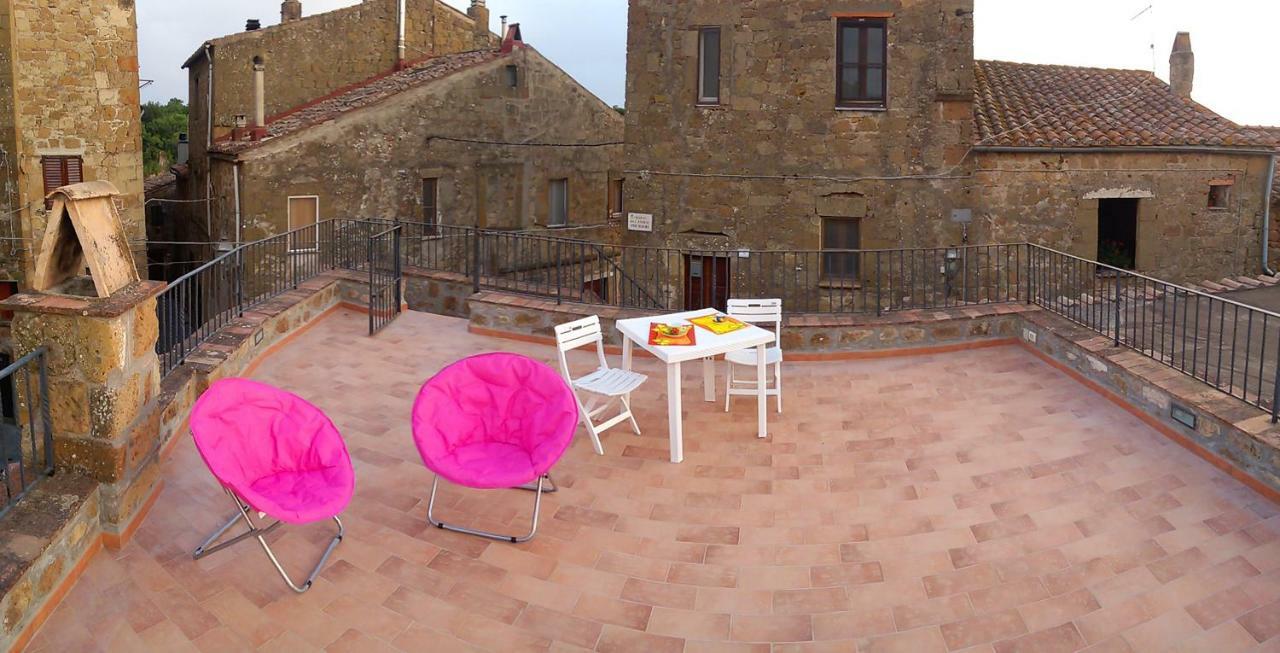 La Loggia Del Capitano - Rione Capisotto Apartment Pitigliano Exterior foto